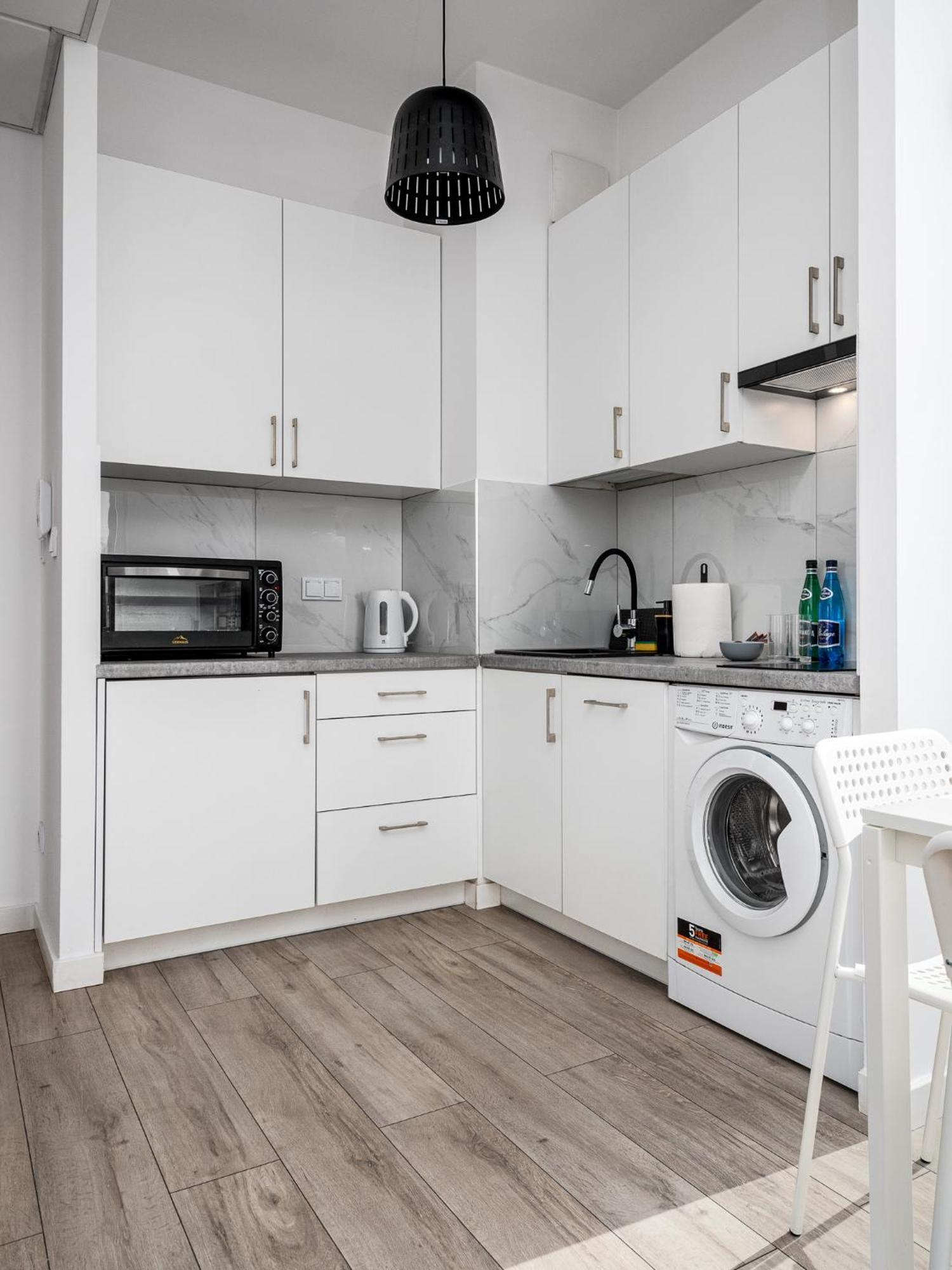 Apartamento Apart D&K Free Parking Aleja Prymasa Tysiaclecia 83A Varsovia Exterior foto